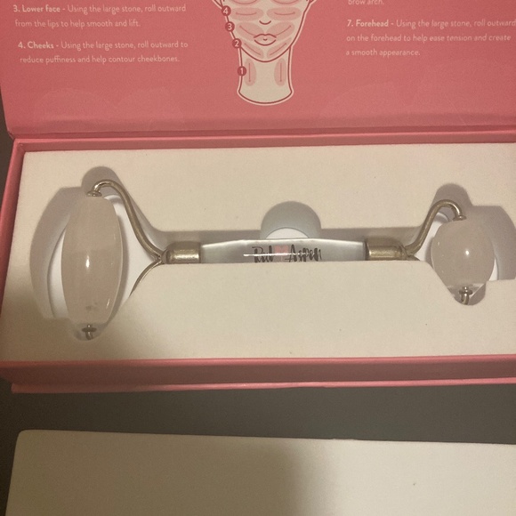 Aspen Facial Roller Skincare With Love Red Aspen NWT - Picture 4 of 11